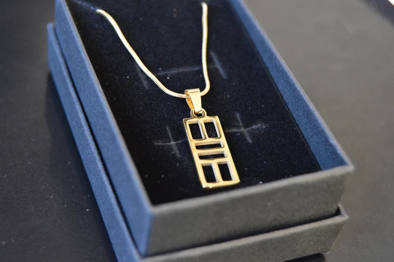 Mini pickleball court outline necklace with charm