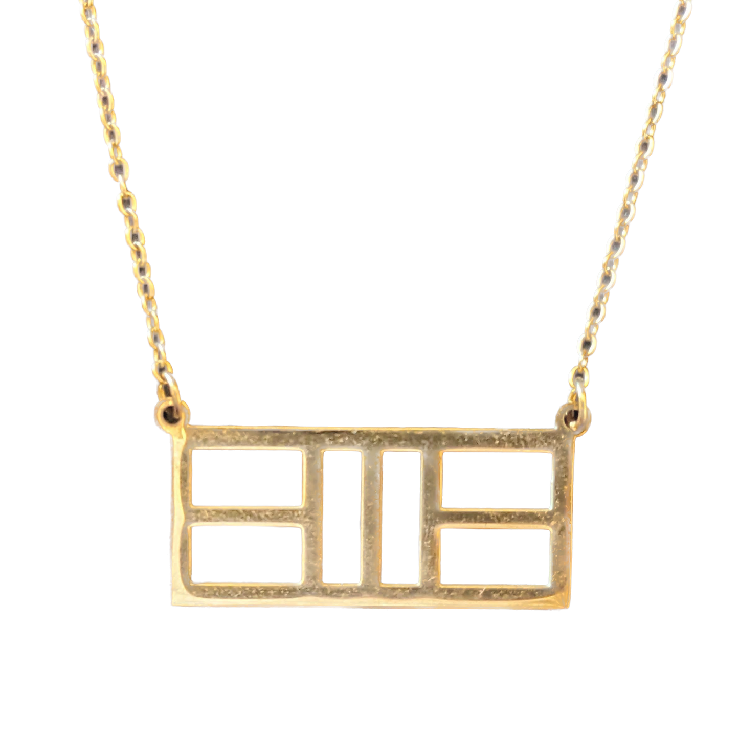 Mini pickleball court outline necklace with charm